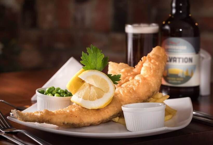 The Cedars Hotel & Restaurant