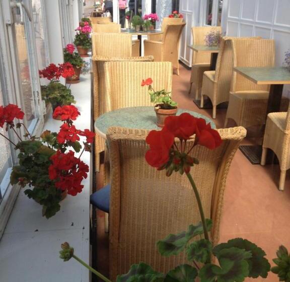 The Royal Hotel Cromarty