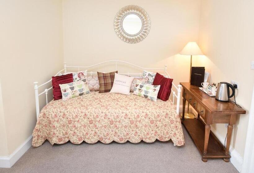 The Royal Hotel Cromarty