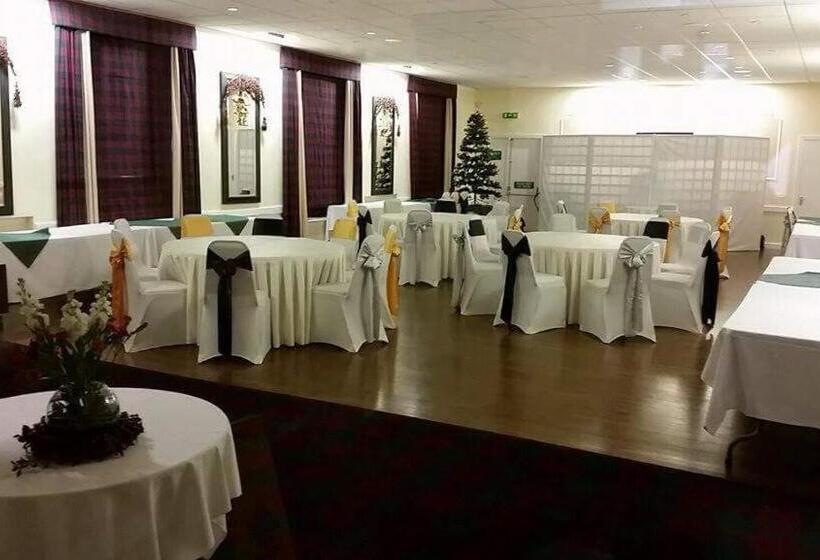 The Royal Hotel Tain