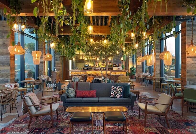 Treehouse Hotel London