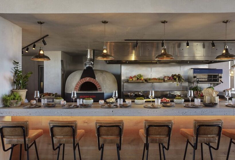 Treehouse Hotel London