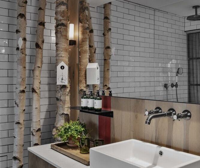 Treehouse Hotel London
