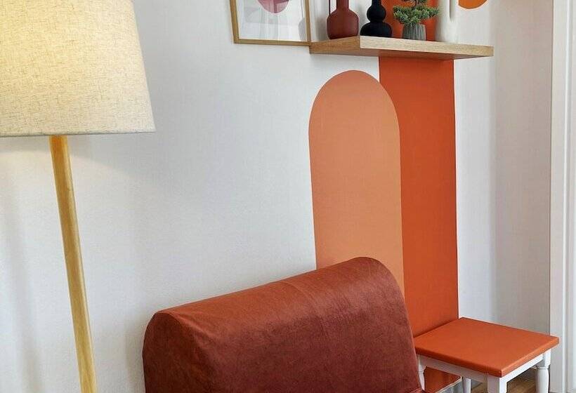 Adonis Hotel & Apartments