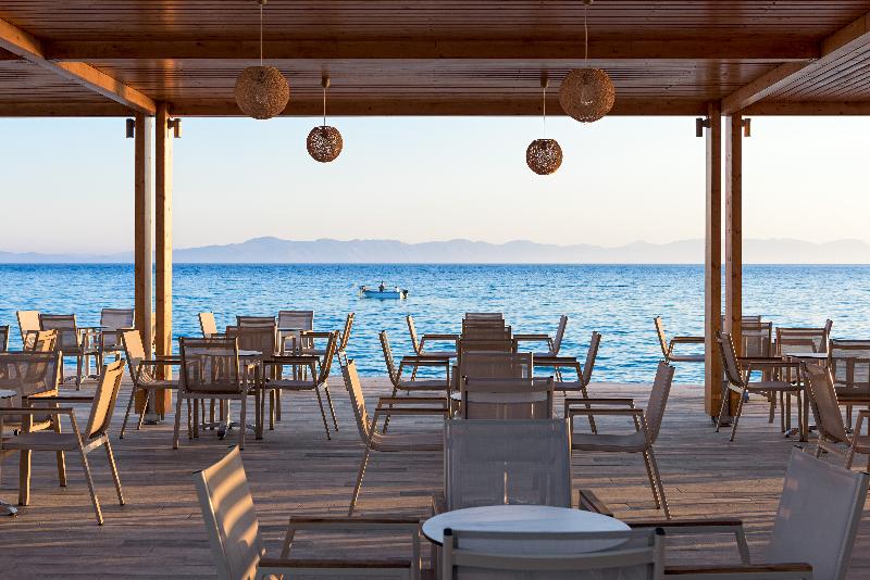 Avra Beach Resort