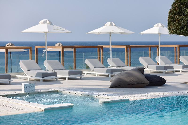 リゾートホテル Dimitra Beach Hotel & Suites