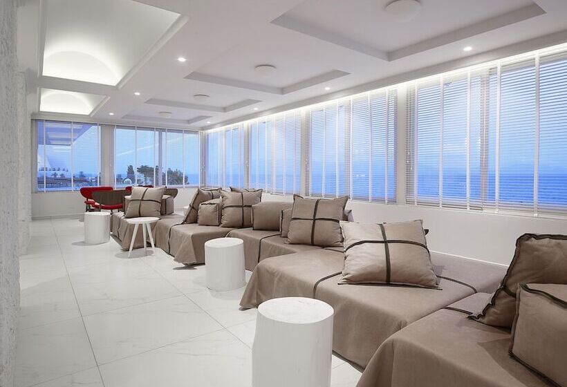 אתר נופש Dimitra Beach Hotel & Suites