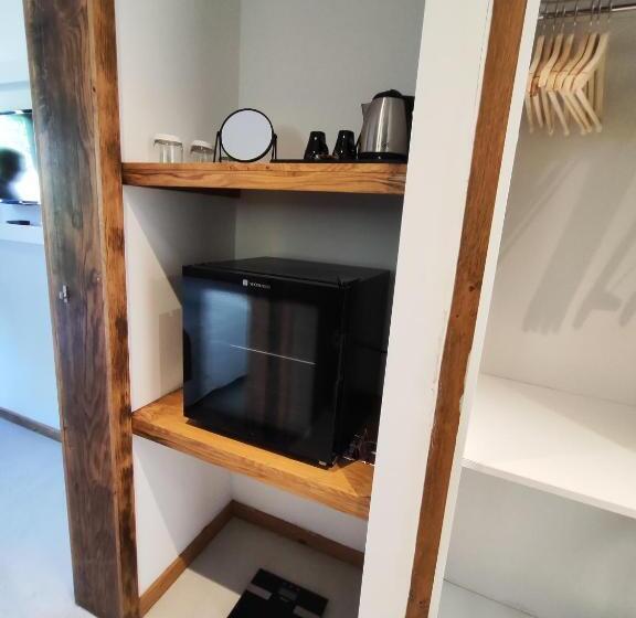 Helios Beach Hotel & Bungalows