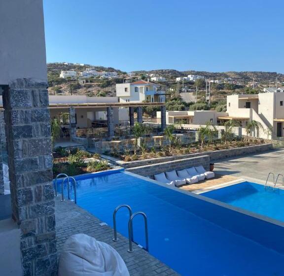 Helios Beach Hotel & Bungalows