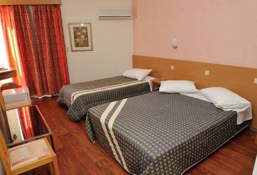 בית מלון כפרי Adonis City