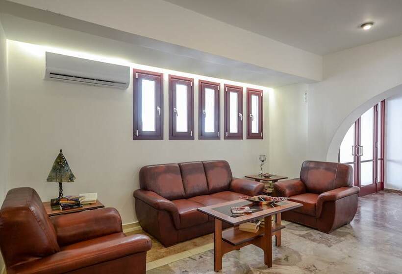 ホテル Aeolis Boutique