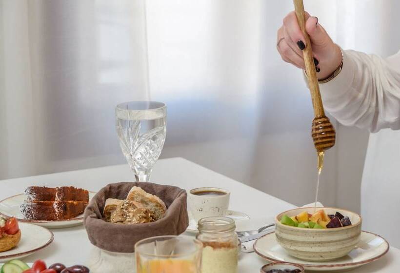 ホテル Aeolis Boutique