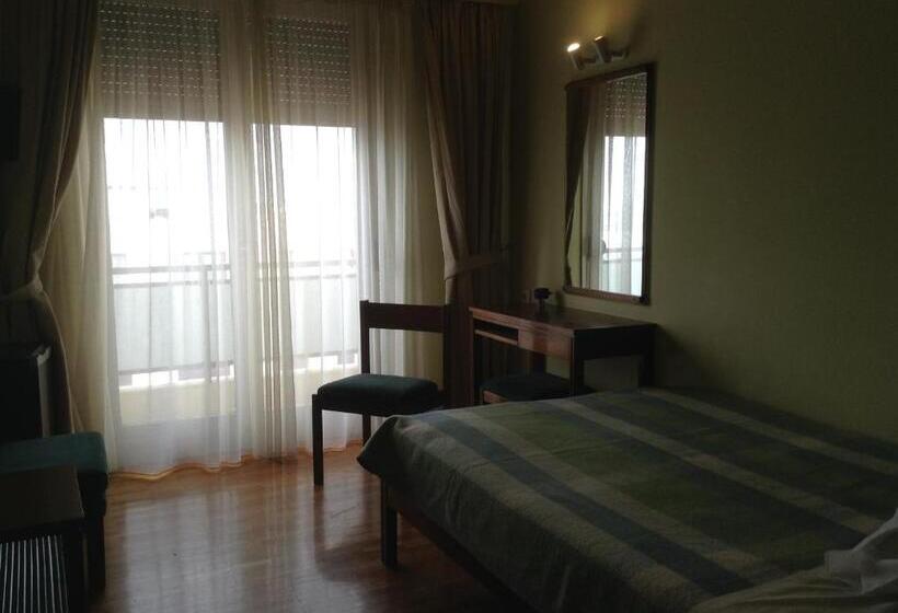 Отель Alexandros