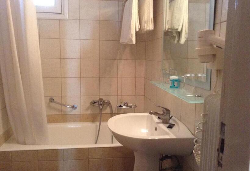 Отель Alexandros