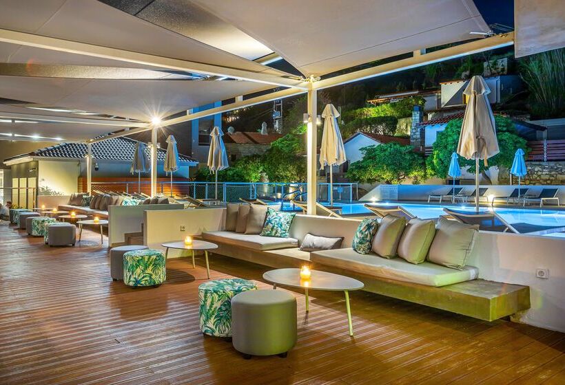 ホテル Ammon Zeus Luxury Beach