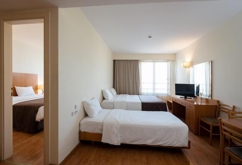 ホテル Angela Downtown