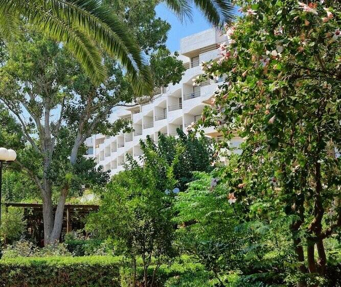 فندق Apollonia Beach Resort & Spa