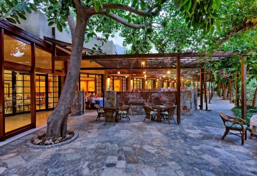 فندق Apollonia Beach Resort & Spa