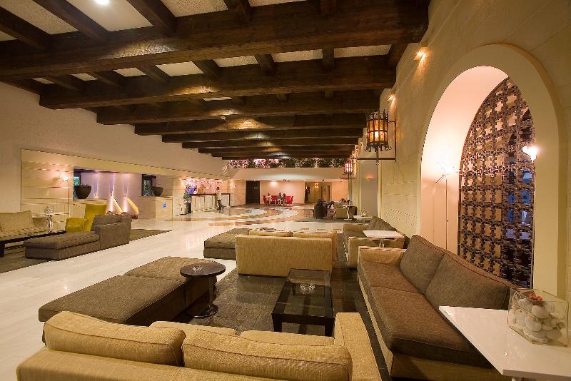 فندق Apollonia Beach Resort & Spa