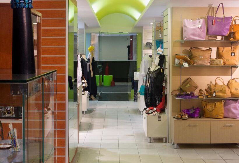 Отель Aquamare City And Beach