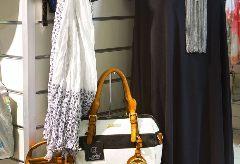 Отель Aquamare City And Beach