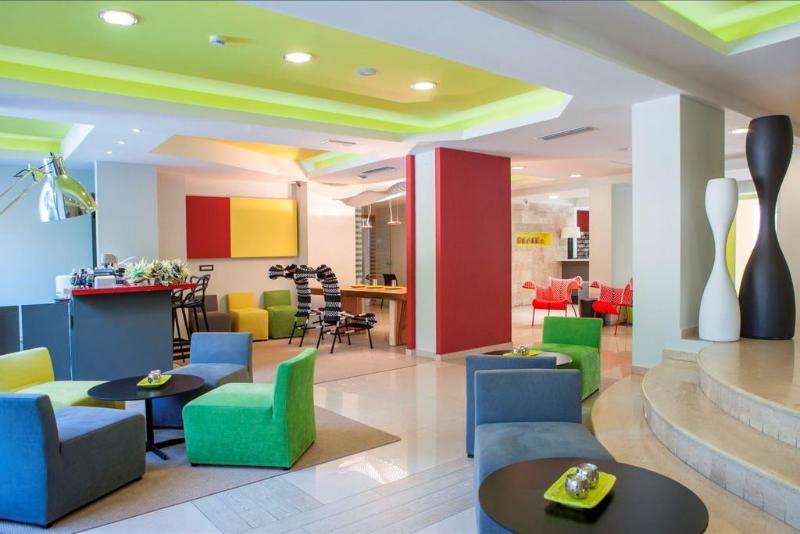 Отель Aquamare City And Beach