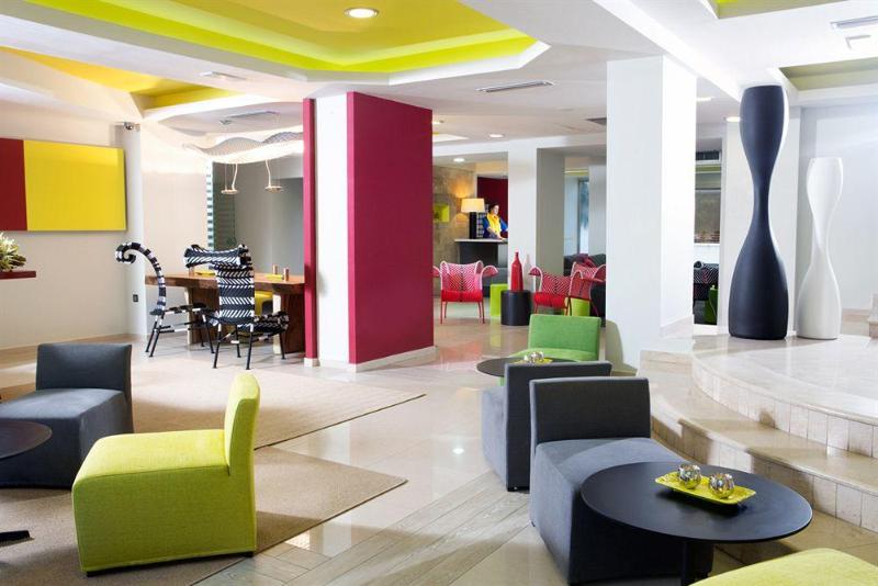 Отель Aquamare City And Beach