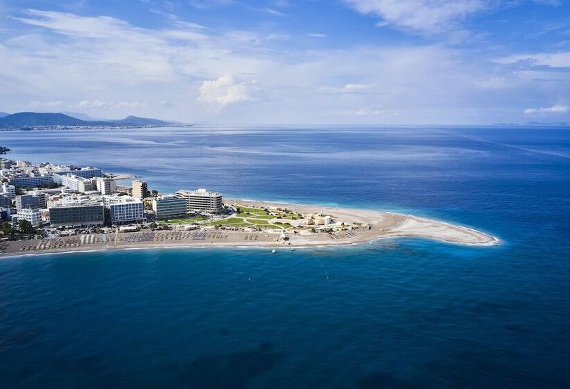 Отель Aquamare City And Beach