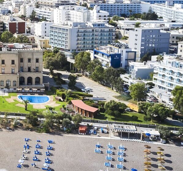 Отель Aquamare City And Beach