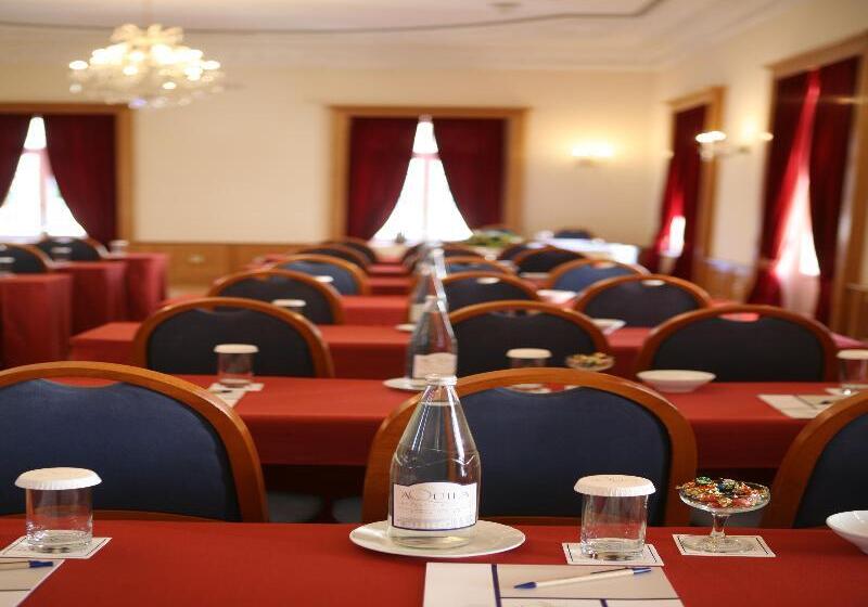 ホテル Aquila Atlantis