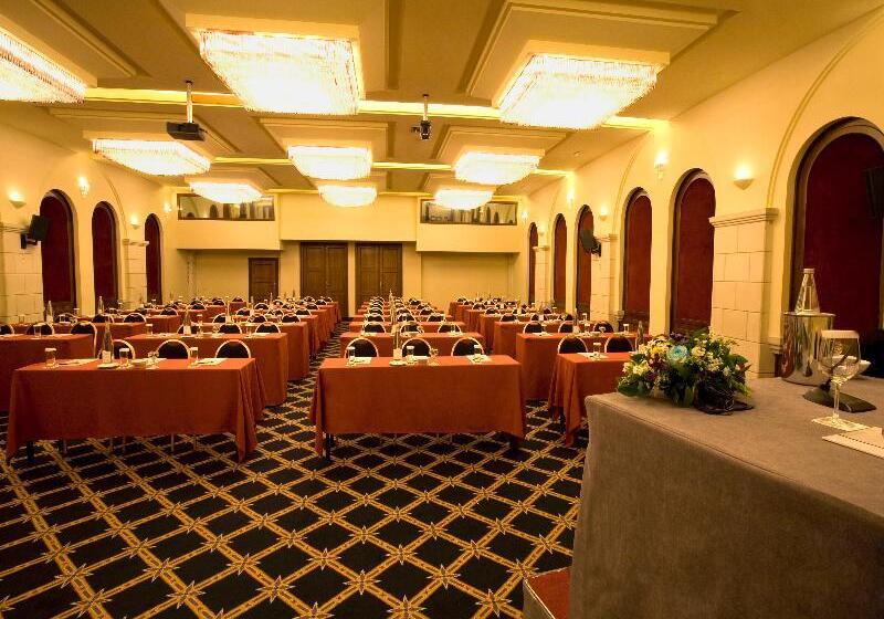 ホテル Aquila Atlantis