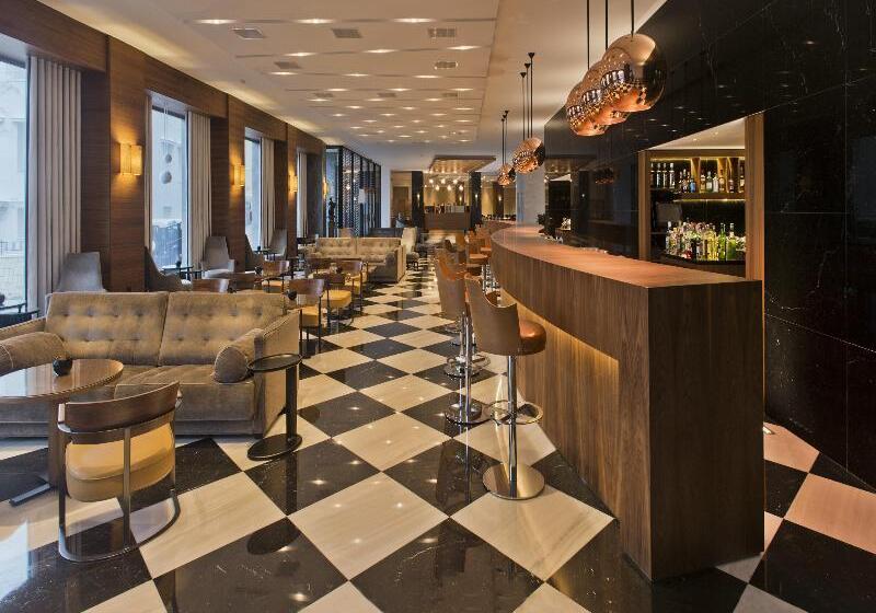 ホテル Aquila Atlantis