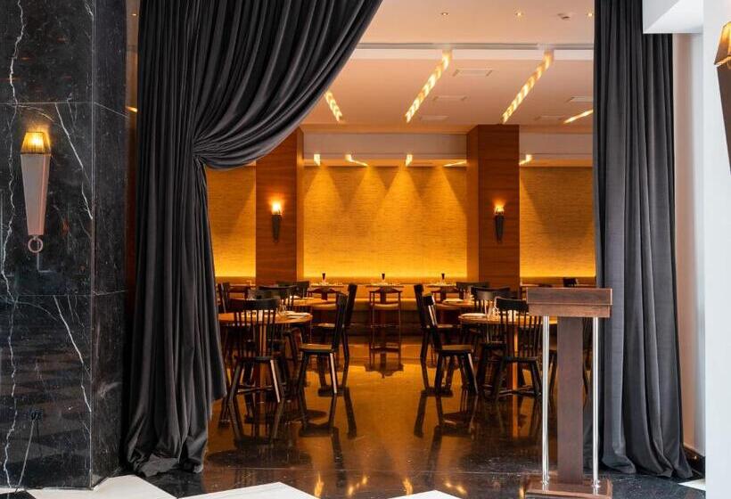 ホテル Aquila Atlantis