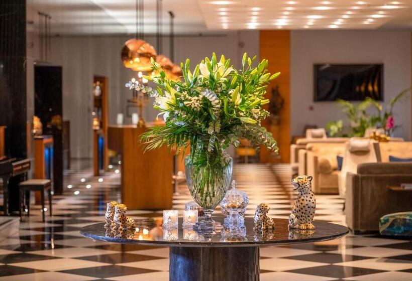 ホテル Aquila Atlantis