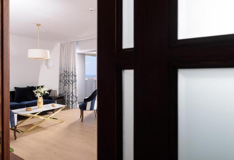 ホテル Aquila Atlantis