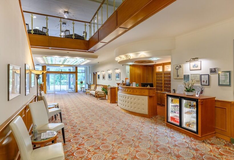 בית מלון כפרי Aranyhomok Business City Wellness