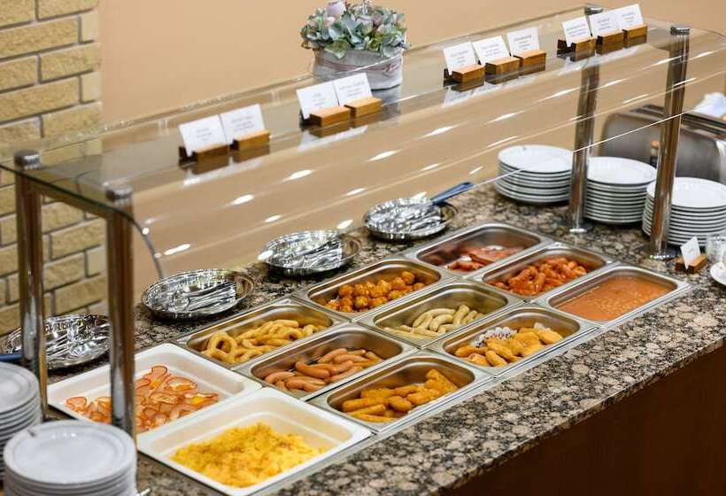 בית מלון כפרי Aranyhomok Business City Wellness