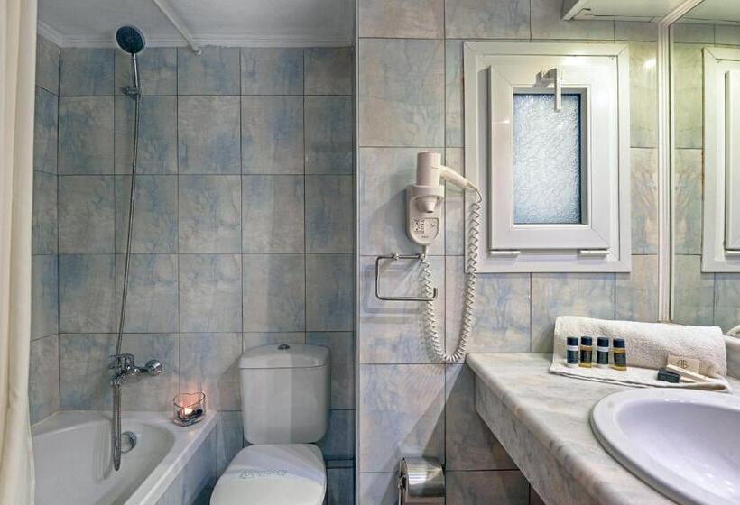 فندق Ariti Grand