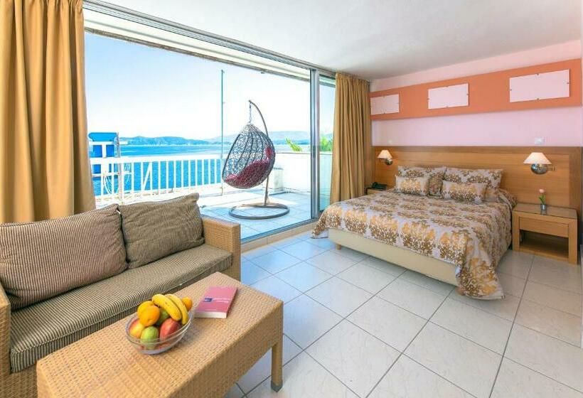 בית מלון כפרי Avra