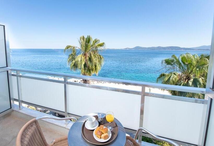 בית מלון כפרי Avra