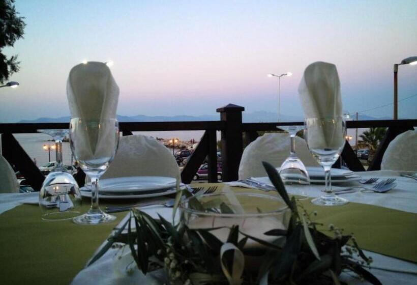 Avra By Smile Hotels