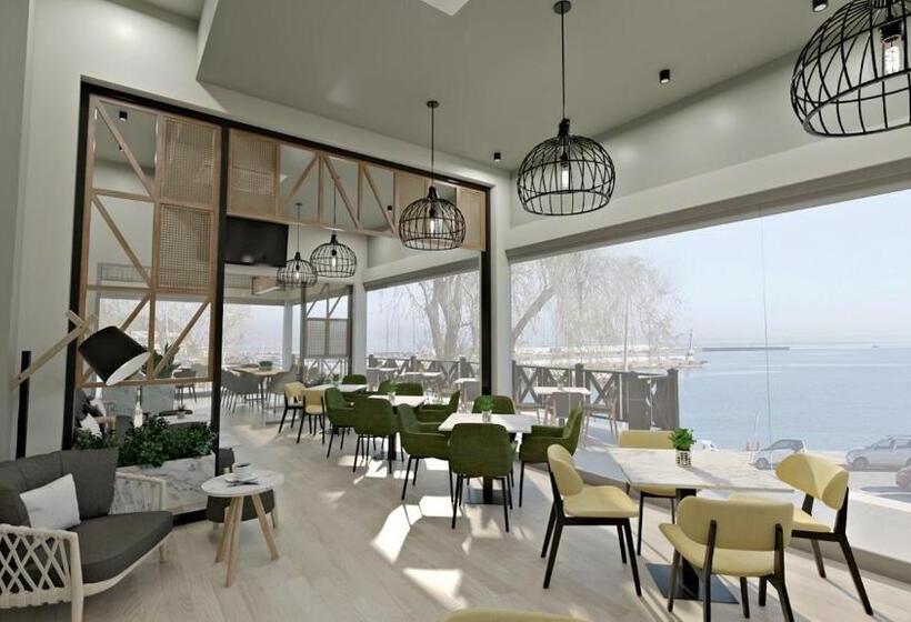 Avra By Smile Hotels