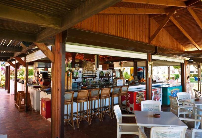 فندق Blue Horizon