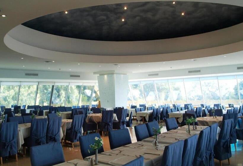 فندق Calypso Beach