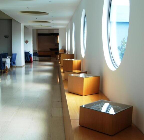 فندق Calypso Beach