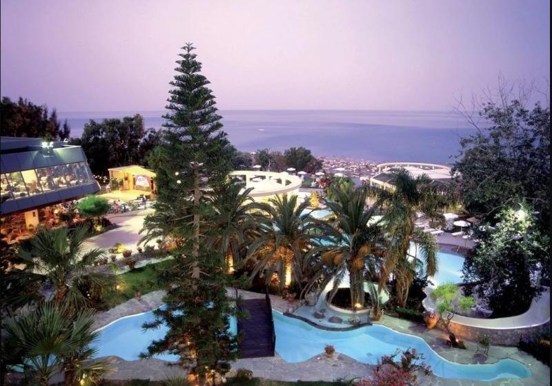فندق Calypso Beach
