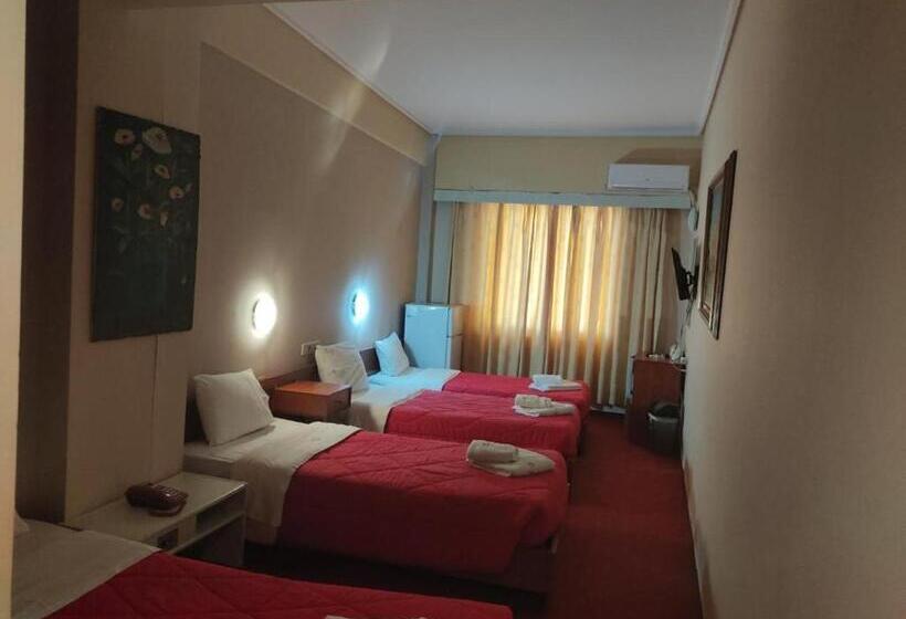 ホテル Cavo D  Oro