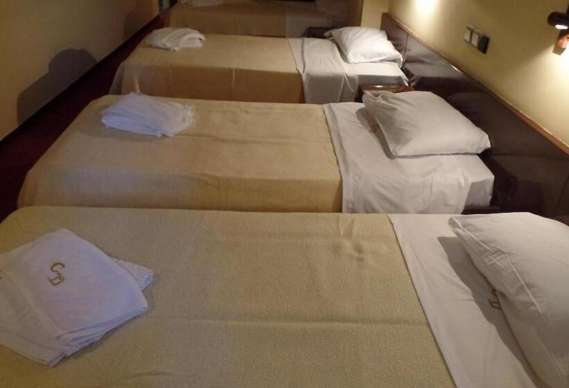 ホテル Cavo D  Oro