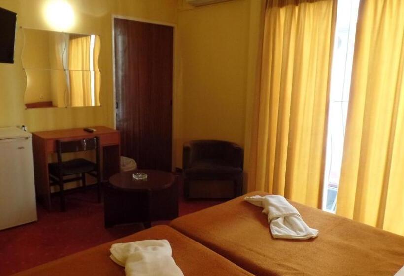 ホテル Cavo D  Oro