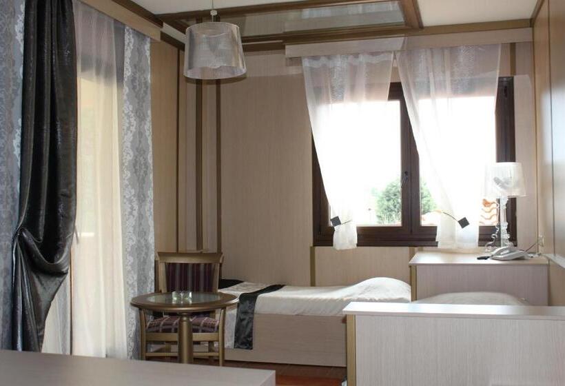 בית מלון כפרי Arxhontiko Chris & Eve